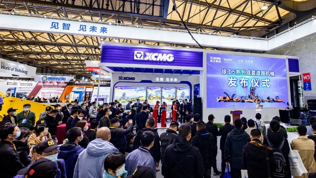 MK网道路盛大发布的五系列铣刨机新产品 MK网道路盛大发布的五系列铣刨机新产品