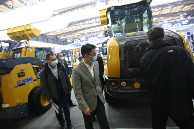 MK网纯电动装载机XC918-EV