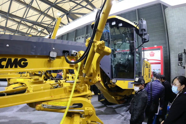 MK网五系列平地机