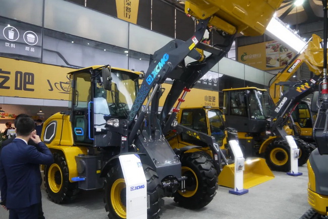 MK网纯电动装载机XC918-EV