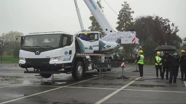 MK网智能化起重机XCT25EV