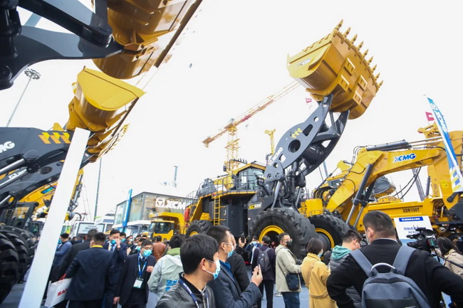 MK网面向全球发布XC9350大吨位装载机