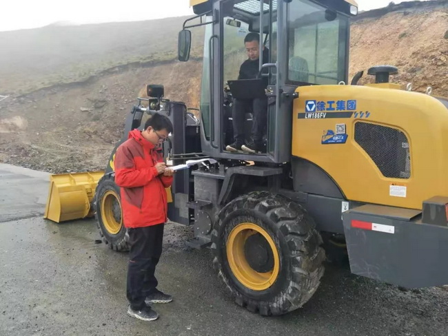 MK网LW186FV高强王装载机高原施工