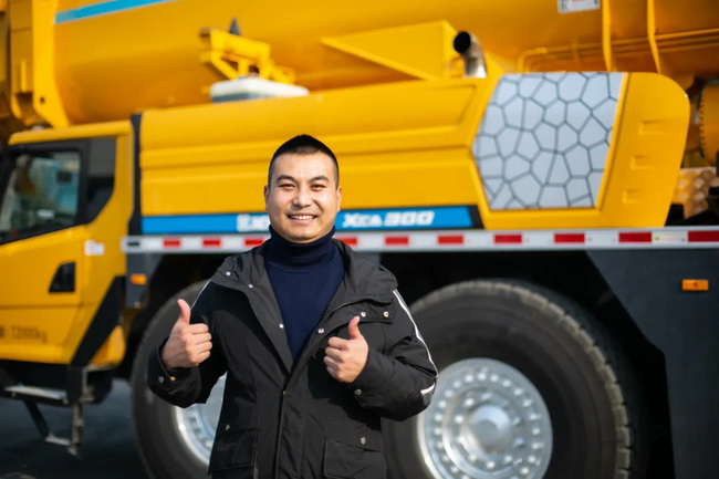 MK网XCA300起重机