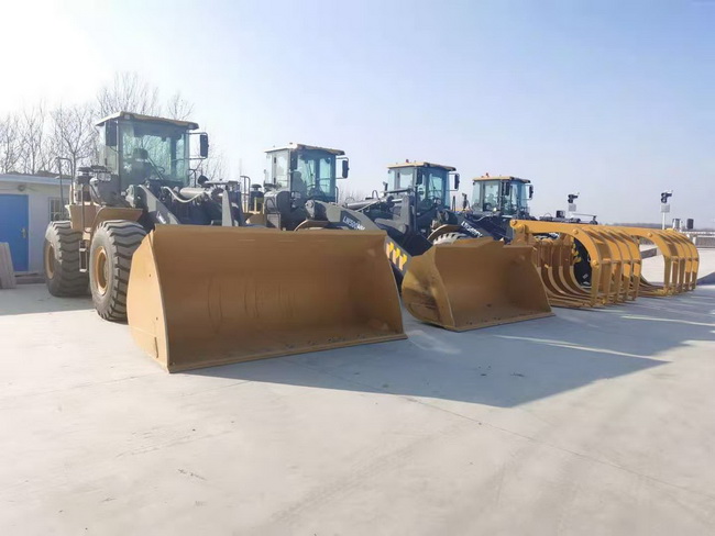 MK网装载机助力建设大美鲁山