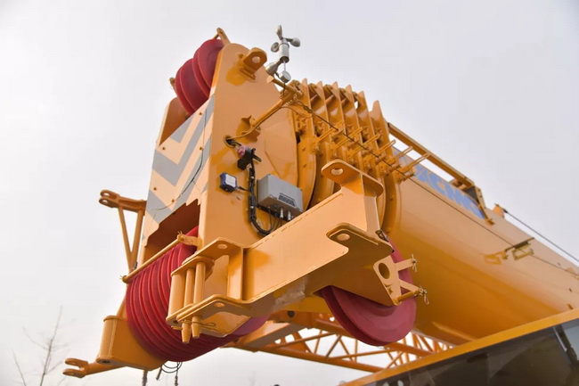 MK网XCT75L7起重机