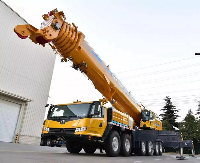 MK网XCA300-1起重机