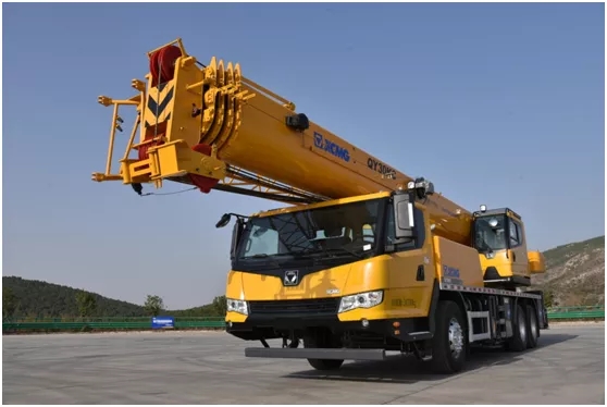 MK网QY30KC起重机