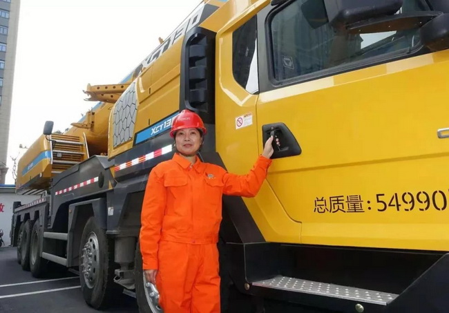 最美女吊车司机 最美女吊车司机