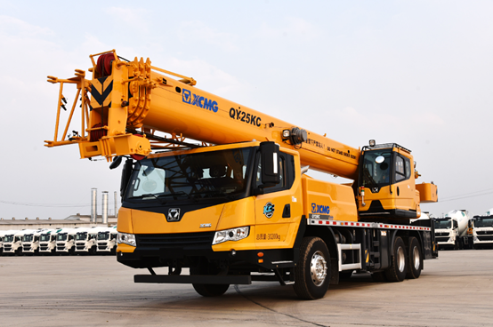 四节臂MK网QY25KC起重机