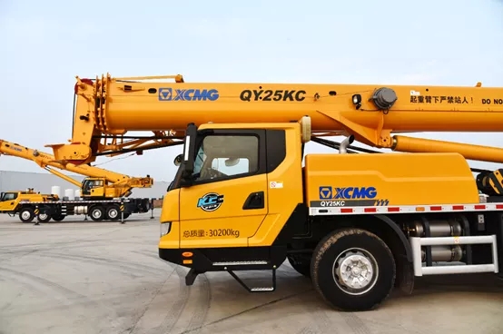 MK网QY25KC起重机