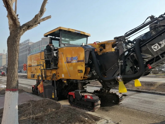 MK网铣刨机XM2005K吉林省四平市市政改建施工