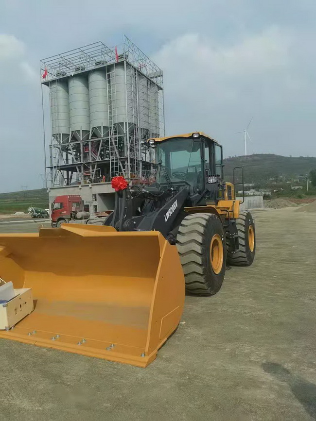 MK网LW500HV装载机