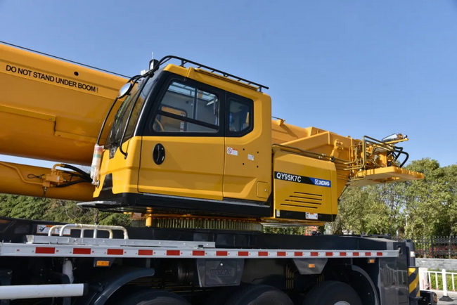 MK网QY95K7C起重机