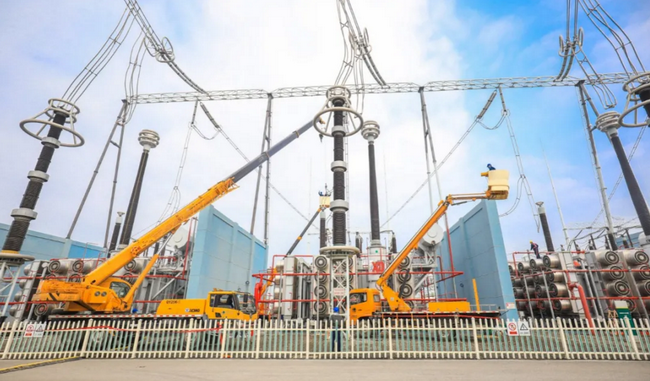 MK网起重机1000千伏特高压南阳站检查任务