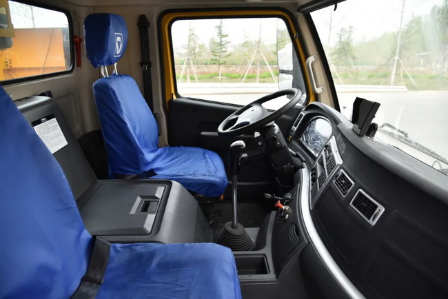 MK网XCT60L5_1起重机驾驶室 MK网XCT60L5_1起重机驾驶室