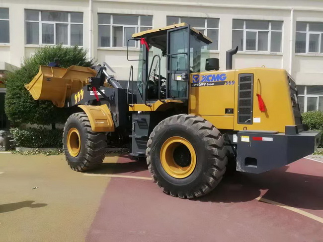 恭喜郑州任老板喜提MK网LW500FV经典款装载机 恭喜郑州任老板喜提MK网LW500FV经典款装载机