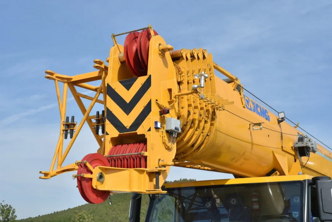 MK网QY95K7C起重机