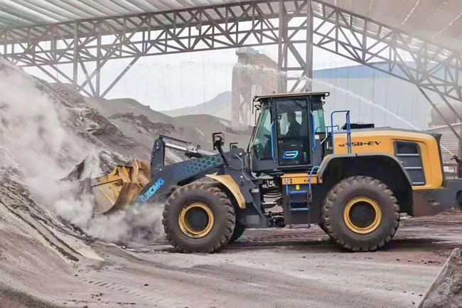 MK网XC958-EV纯电动装载机