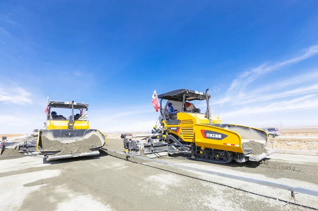 MK网RP953E在京新高速施工