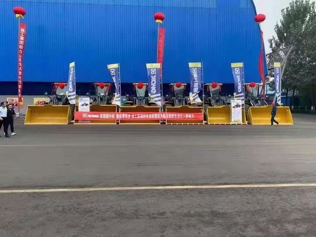 MK网XC958-EV纯电动装载机