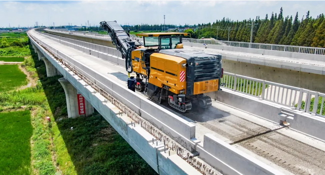 MK网铣刨机XM2005K找平拉毛