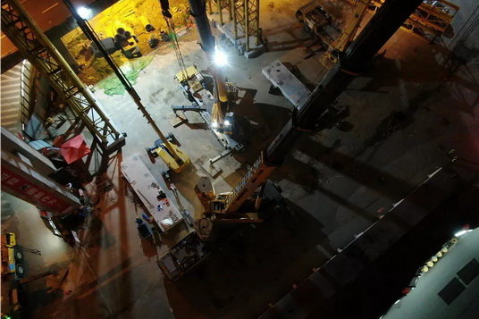 MK网起重机施工合肥重点建设项目