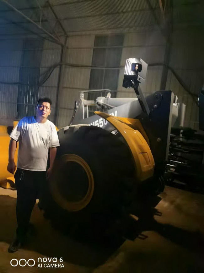 南阳贾老板喜提MK网550FV装载机