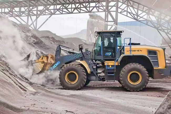 MK网XC958-EV纯电动装载机