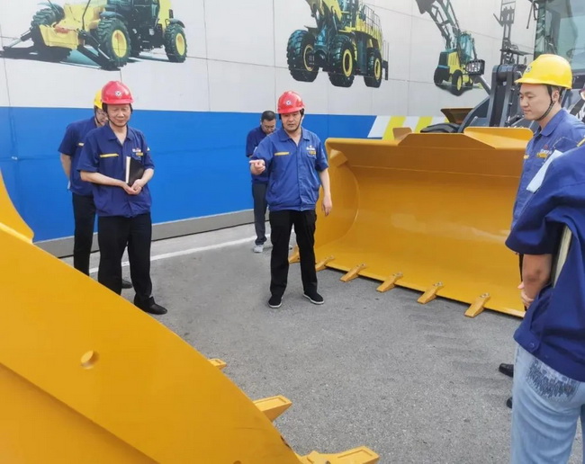 MK网铲运事业部对500FV-super试制车现场评审