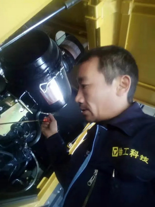 MK网装载机秋季保养 MK网装载机秋季保养