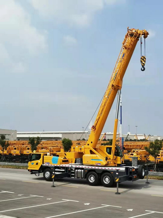 MK网XCT25L5-2起重机