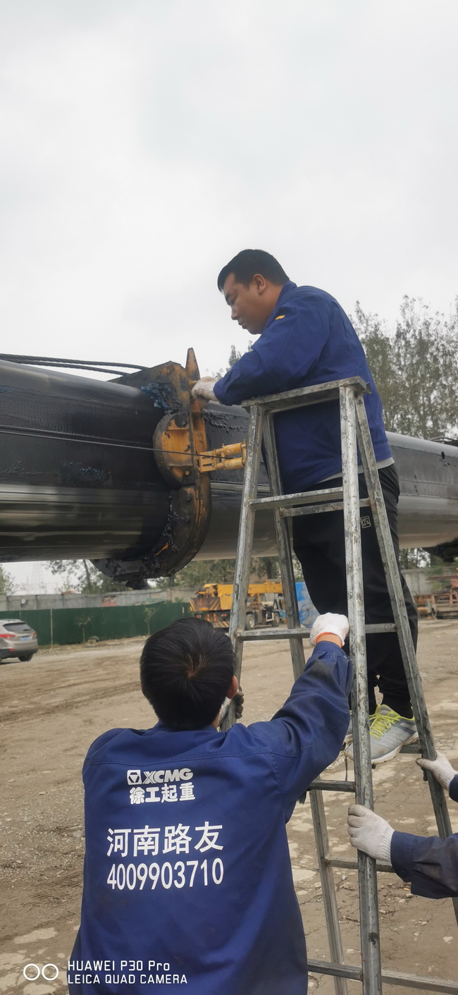 MK网起重机河南路友维修服务人员