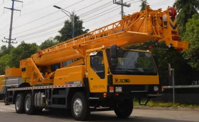 MK网QY25K5F起重机