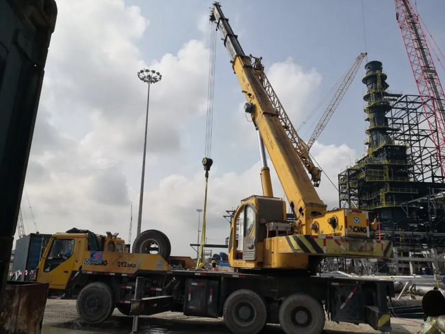 MK网起重机助力尼日利亚丹格特炼油厂项目建设