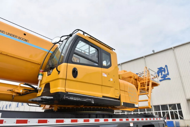 MK网XCA130L8C起重机