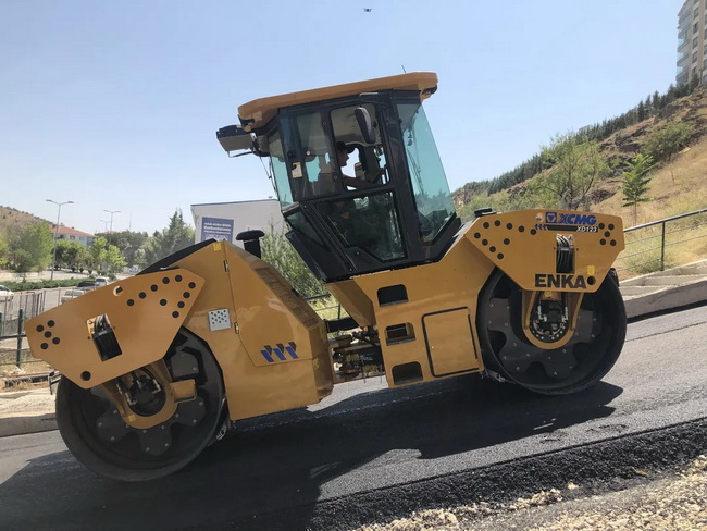 MK网XD123双钢轮压路机