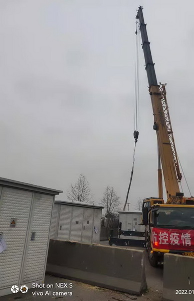 MK网起重机械助力禹州市方舱医院建设