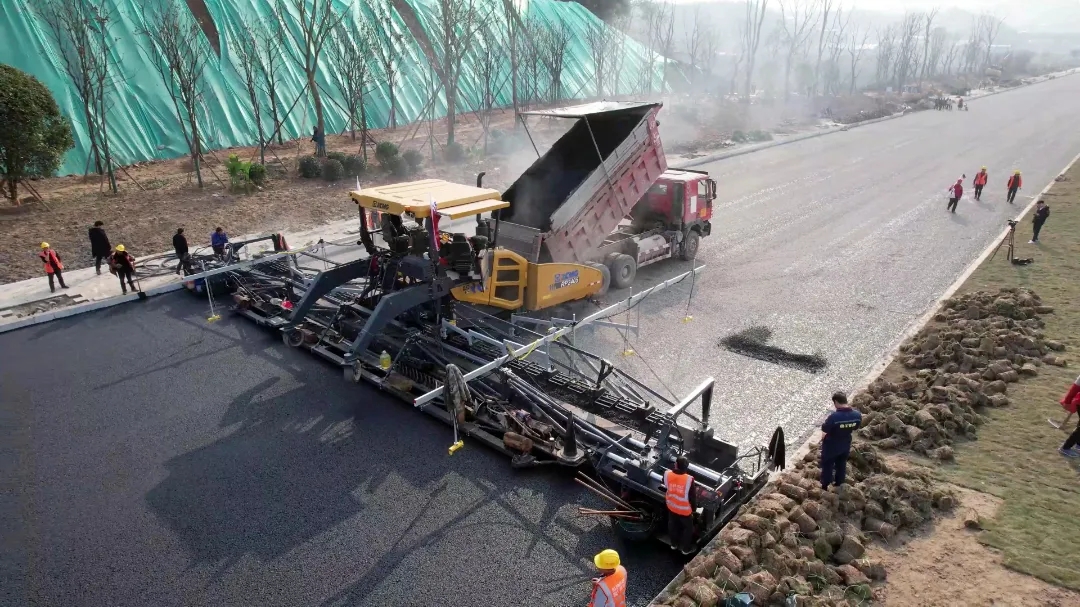 MK网RP2405超宽摊铺机