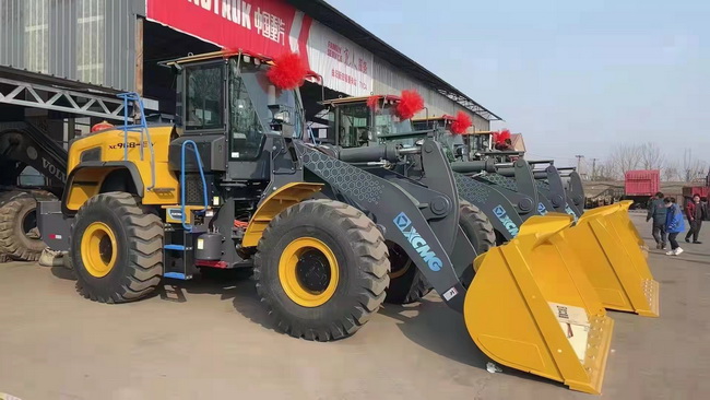 MK网XC968-EV纯电动装载机