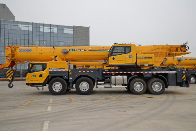 MK网QY80K6C起重机