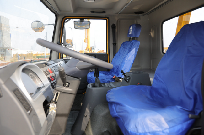 MK网XCT12L4_2起重机