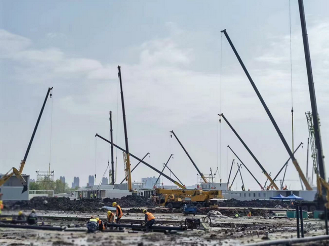 MK网起重机紧急驰援上海方舱医院