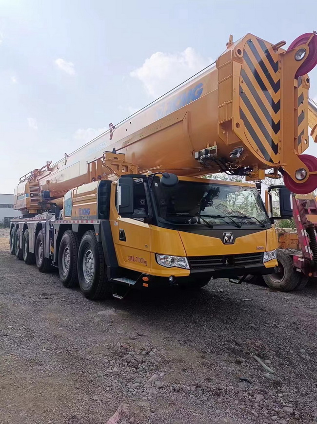 MK网QY95K7C起重机