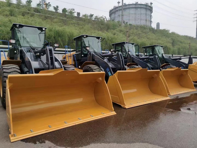 MK网六吨级XC968-EV纯电动装载机