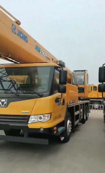 信阳张总喜提MK网QY25K5F-1起重机 信阳张总喜提MK网QY25K5F-1起重机