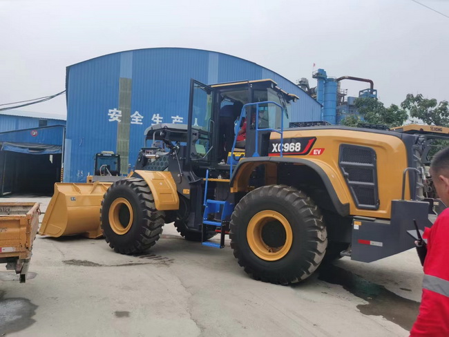 MK网XC968-EV纯电动装载机