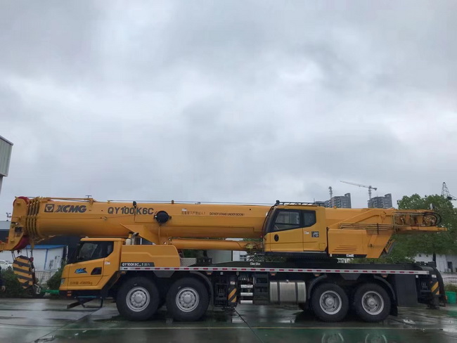 MK网QY100K6C_1国六吊车交付南阳曹老板