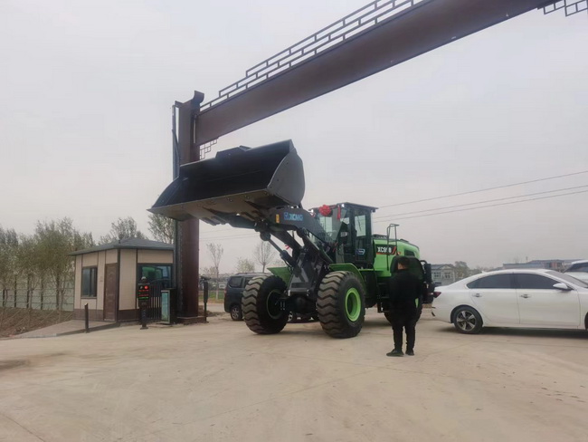 MK网XC958-EV纯电动装载机