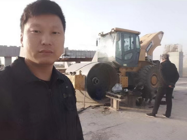 河南路友MK网服务工程师彭师傅 河南路友MK网服务工程师彭师傅